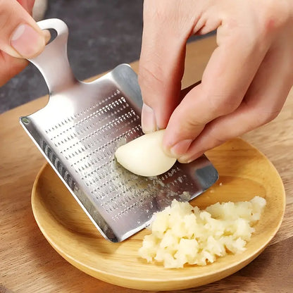 Stainless Steel Garlic Grater And Vegetable Grinder